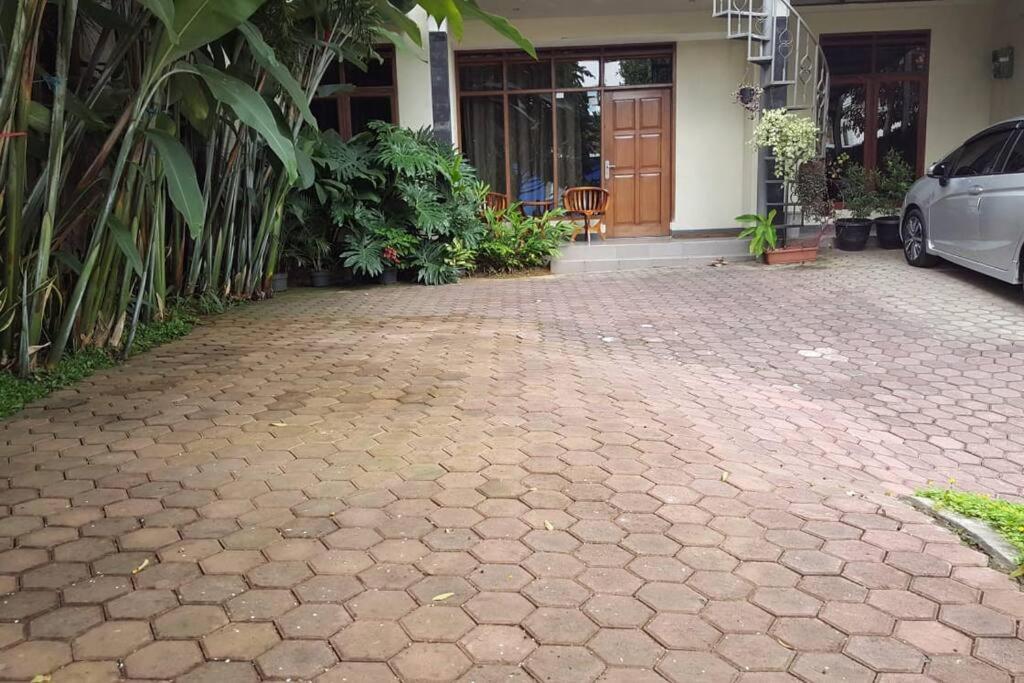 בנדונג Hazel House With Swimming Pool By Grorental מראה חיצוני תמונה